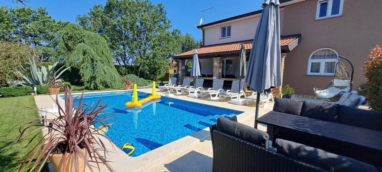 אומאג Villa Agava מראה חיצוני תמונה